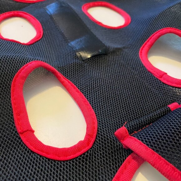 Black & Red Pet Grooming Hammock - Picture 10 of 13